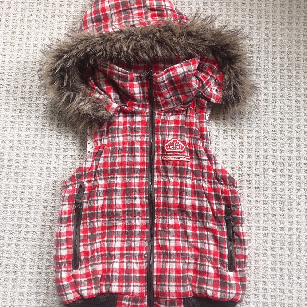 Zipper hooded vest